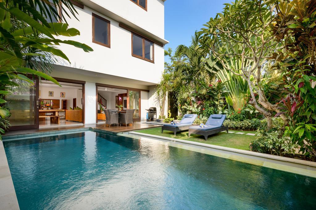 Echo Beach Townhouses Canggu  Exterior photo